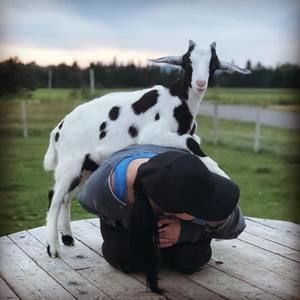 Meet your Posher, Christine